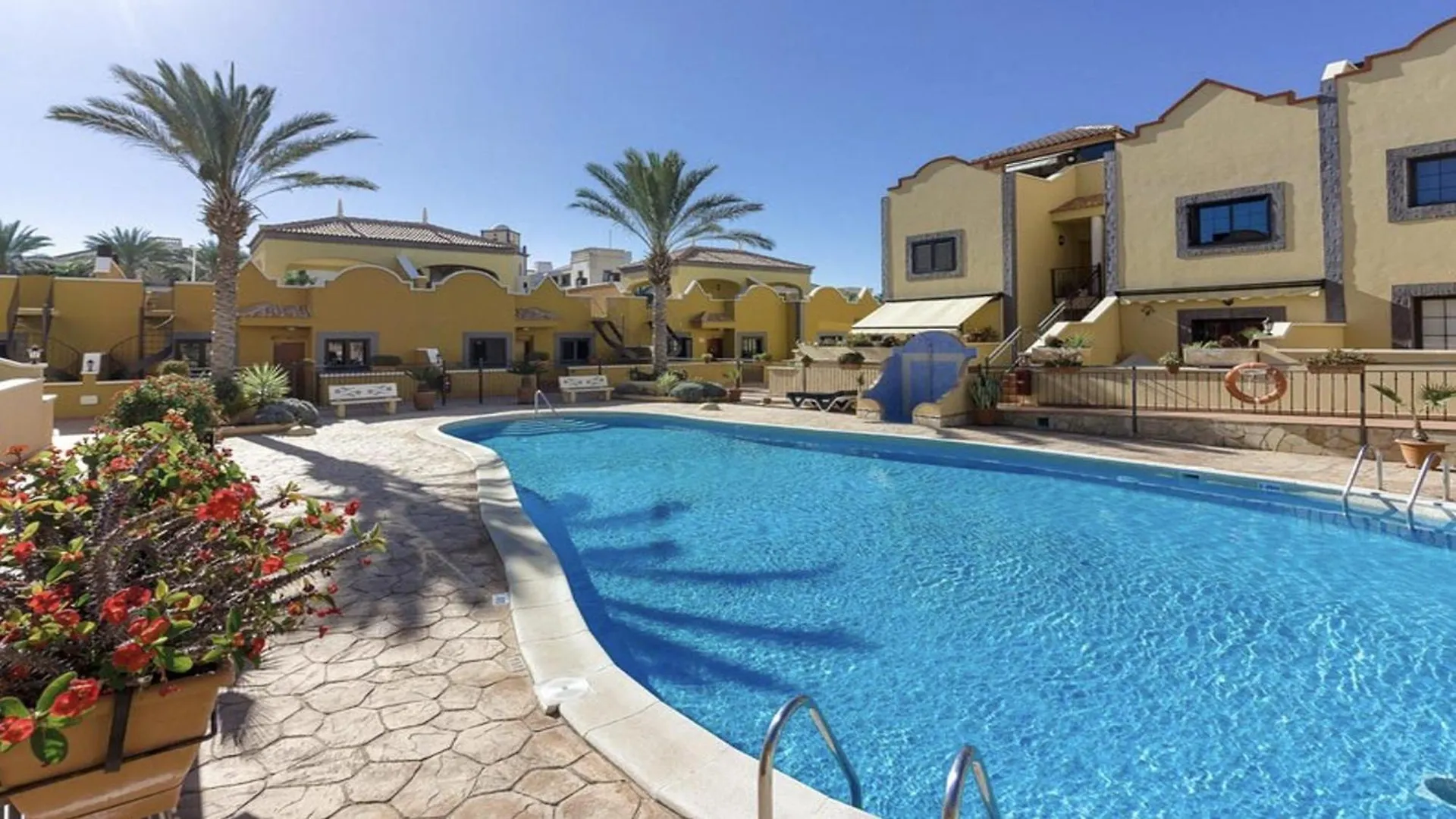 Sea View Luxury Apartment - Playa Del Duque contacts