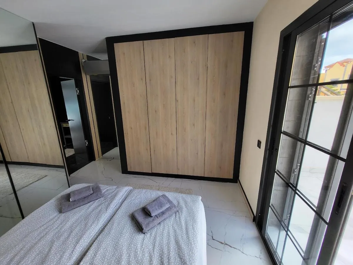 Sea View Luxury Apartment - Playa Del Duque Costa Adeje